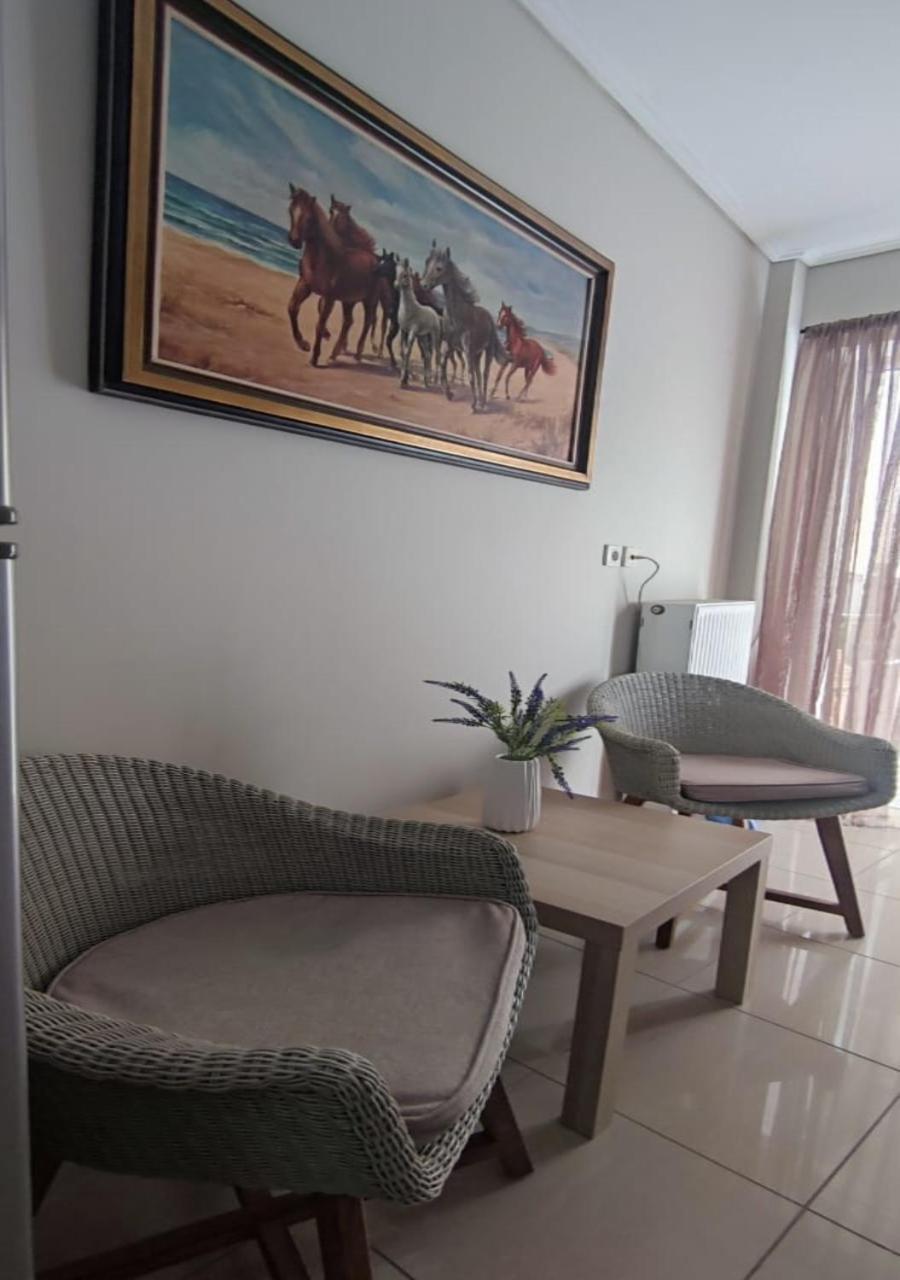 Apartment In A Quiet Location. Αθήνα Εξωτερικό φωτογραφία